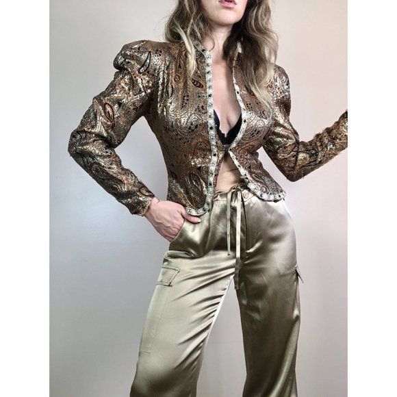 Lizard Queenz Closet - Picture 9 of 13